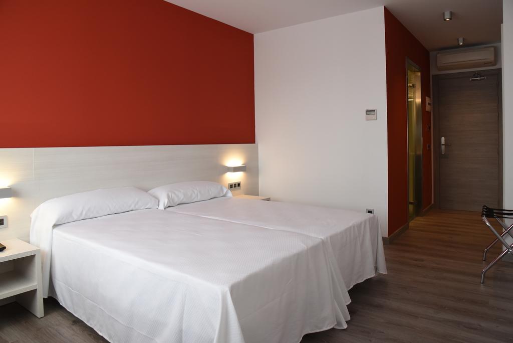 Hotel Julimar Lloret de Mar Exterior photo